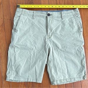 Lucky Brand Shorts Men’s 34 Khaki